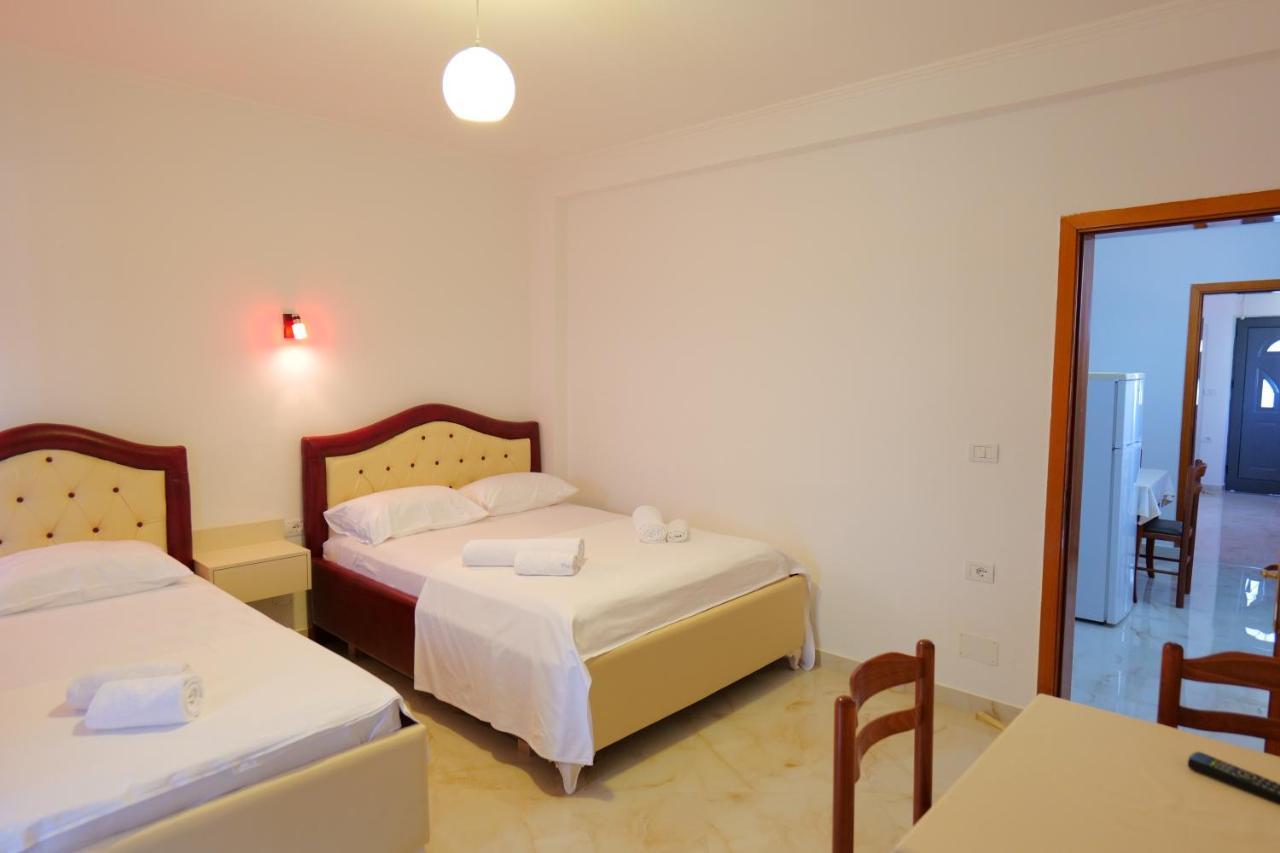 Vila Ani Ksamil Luaran gambar