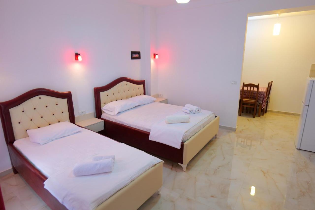 Vila Ani Ksamil Luaran gambar